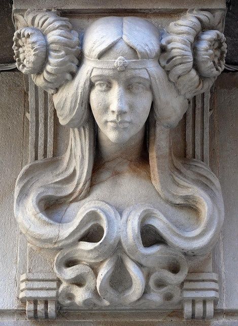 Art Nouveau Relief Art, Art Nouveau Architecture, Pastel Decor, Art Nouveau Design, Bas Relief, Stone Sculpture, Sculptures & Statues, Pics Art, Belle Epoque