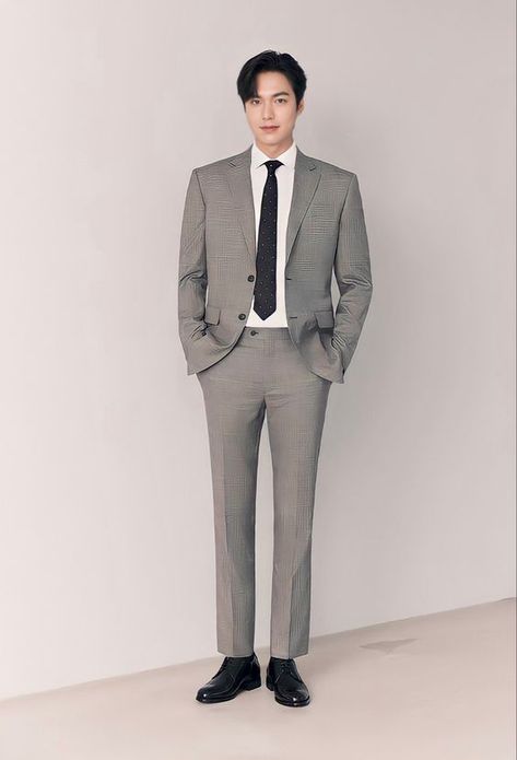 Material is not bad good for the price Korean Formal Outfit, Korean Suit, Lawyer Outfits, Attorney Outfit, Professional Wardrobe Essentials, Lawyer Fashion, Lawyer Outfit, New Actors, Corporate Wear