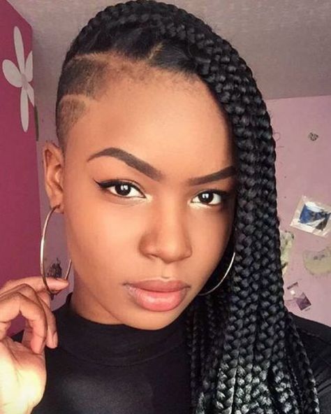 Box Braids Men, Braided Mohawk Hairstyles, Trendy We Fryzurach, Braids With Shaved Sides, Cabello Afro Natural, Shaved Side Hairstyles, Blonde Box Braids, Jumbo Box Braids, Mohawk Braid