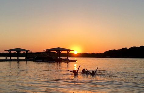 Children splashing in Cedar Creek Lake at Long Cove. Oh how sweet you are #lakelife Lake Toys, Texas Lakes, Lake Homes, Cedar Creek, Lake Life, Log Homes, World Class, Long Weekend, Lake House