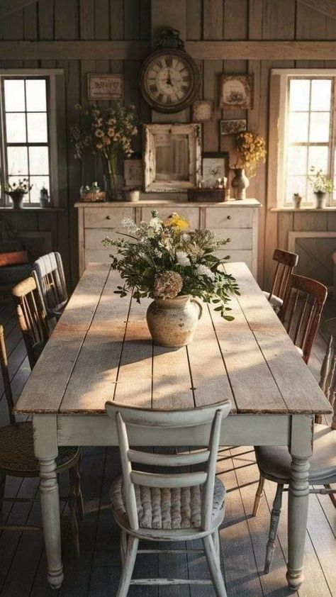 Farmhouse Dining Room Ideas, Cottage Dining Rooms, Stylish Dining Room, Casa Country, Dining Room Ideas, Cottage Kitchens, Dining Room Inspiration, Farmhouse Dining Room, Farmhouse Dining