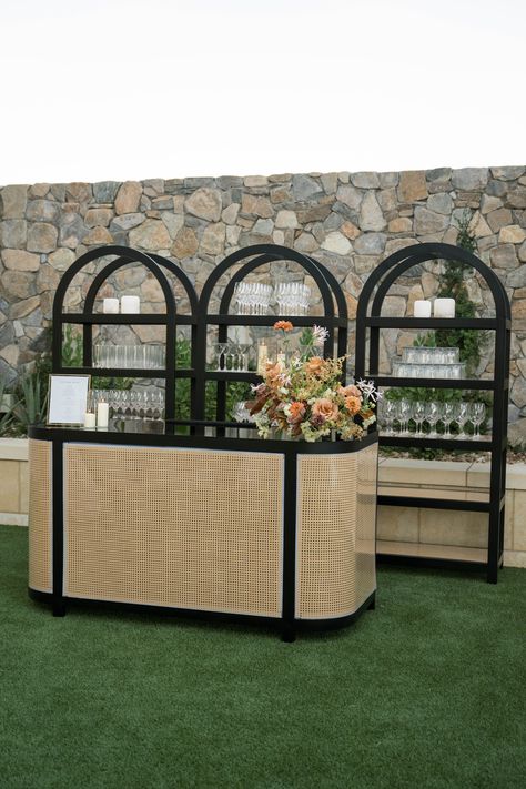 black and cane bar rentals, modern bars, custom bars, custom event branding, black barbacks, arizona events, outdoor wedding Outdoor Champagne Bar, Wedding Mobile Bar Ideas, Bar Stand Ideas, Bartender Ideas, Wedding Bar Setup, Portable Bar Ideas, Bar Facade, Bar Pop Up, Event Cocktails