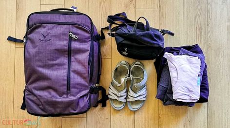 One Bag Travel: How To Pack a Carry On for 1 Month Carry On Only Travel, Backpacking Europe Packing, One Bag Travel, Travel Minimalist, Packing Wardrobe, Minimalist Packing, Suitcase Backpack, Hiking Outfits, Packing Essentials