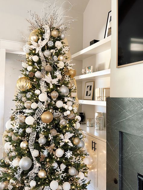 White Snd Gold Christmas Tree, Christmas Tree Themes White And Gold, White And Gold And Silver Christmas Tree, Christmas Tree With White And Gold Ornaments, White And Metallic Christmas Tree, White Gold Wood Christmas Tree, Christmas Tree Decorations White And Gold, White Gold And Green Christmas Tree, Gold And Wood Christmas Tree