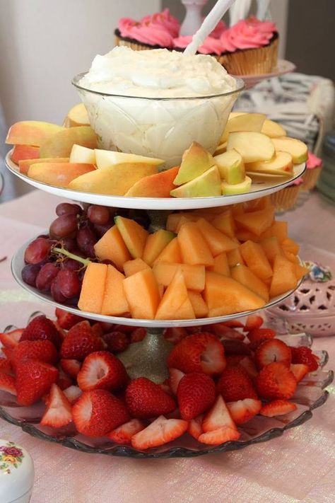 How to Make a Food Tray DIY High Tea Party, Tea Party Food, Tea Party Bridal Shower, Afternoon Tea Parties, Fruit Dip, Shower Food, Tea Sandwiches, Snacks Für Party, Tea Party Birthday