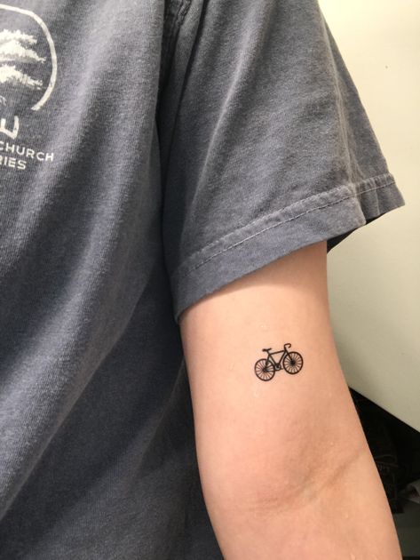 Cute little bicycle tattoo. Temporary of course, for now. 😜🚲 Cute Bike Tattoo, Amsterdam Bike Tattoo, Small Bicycle Tattoo, Road Bike Tattoo, Bikes Tattoo, Amsterdam Tattoo Ideas, Bike Tattoo Ideas Cycling, Small Tattoo Designs With Meaning, Biking Tattoo