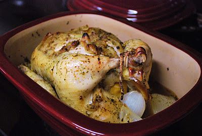 Ultimate Roasted Garlic Chicken.... Pampered Chef Deep Covered Baker, Roaster Recipes, Deep Covered Baker, Chef Dishes, Pampered Chef Stoneware, Roasted Garlic Chicken, Chicken Wrap Recipes, Pampered Chef Recipes, Small Food Processor