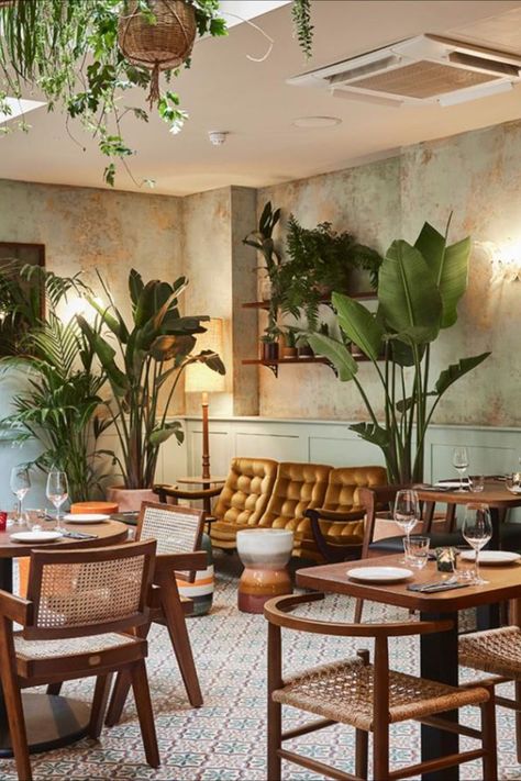 Cuban Design, Cuban Decor, Terrace Decor, Cozy Coffee Shop, Bar Interior Design, Cafe Shop Design, English Channel, Coffee Shops Interior, Vintage Restaurant