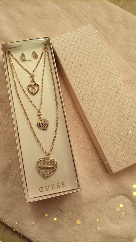 #necklace #guess Guess Necklace, Guess Jewelry, Christmas Wishes, Christmas Wishlist, Piercings, Christmas, Quick Saves