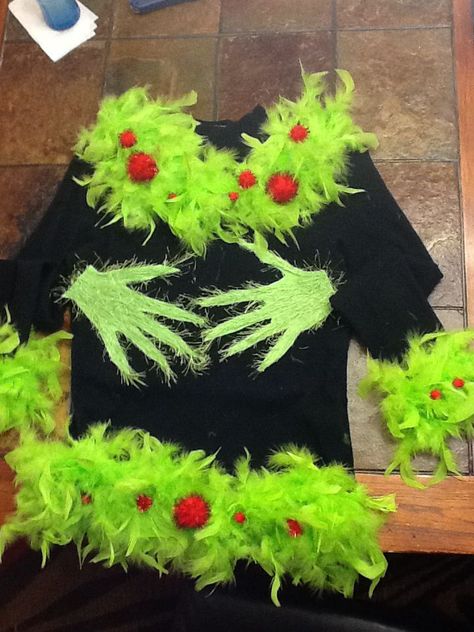 Grinch Sweater: If you are attending an ugly Christmas sweater party this year, we have got you covered! Here are 25 Ugly Christmas Sweater Ideas for you to use as inspiration. Christmas Sweater Ideas, Diy Christmas Sweater, Grinch Christmas Party, Whoville Christmas, Diy Ugly Christmas Sweater, Tacky Christmas Sweater, Grinch Christmas Decorations, Sweater Ideas, Ugly Xmas Sweater