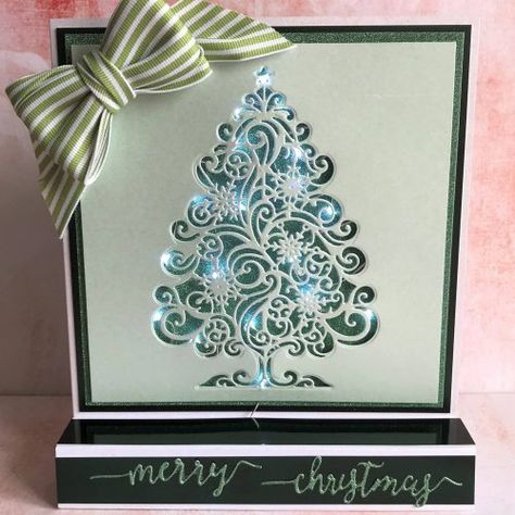 Cut On Edge Light Up Christmas Tree Project – Crafters Companion Christmas Tree Project, Light Up Cards, Crafters Companion Christmas Cards, Craft Ideas For Beginners, Diy Craft For Kids, Crafters Companion Gemini, Christmas Lodge, Crafters Companion Cards, Tree Project