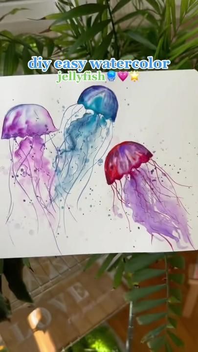 Flowers With Crepe Paper, Watercolor Jellyfish, Jellyfish Painting, Make Flowers, 3d Art Drawing, Watercolor Projects, Fish Drawings, Abstract Art Painting Diy, Watercolor Flower Art