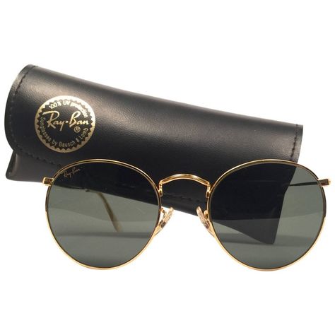 Ray Ban Classic, Vintage Ray Ban, Popular Sunglasses, Ray Ban Sunglasses Outlet, Gold Glasses, Ray Ban Aviator, Parsons School Of Design, Fashion Eye Glasses, Ray Ban Aviators