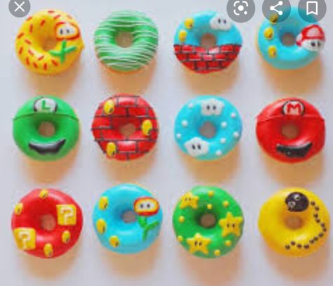 Mario Pretzel Rods, Super Mario Doughnut, Super Mario Cake Pops Birthday, Super Mario Oreos, Super Mario Cakepops, Rainbow Road Mario Kart, Mario Kart Cake, Mario Bros Birthday Party Ideas, Super Mario Bros Party