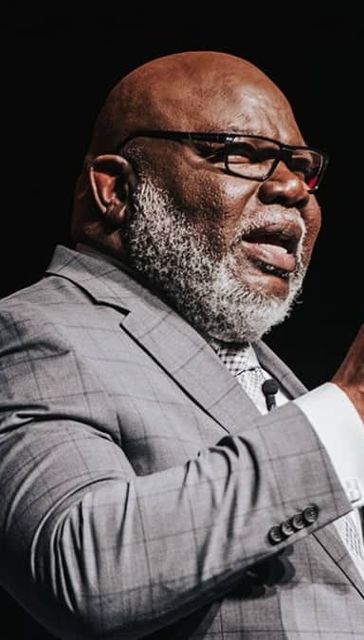 Td Jakes, Getting Ready To Move, Man Of God, Another Dimension, Worship Music, October 21, Godly Man, Motivational Speeches, Christian Inspiration