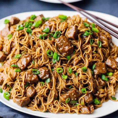 Pork Chow Mein Recipe Easy, Pork Low Mein Recipe, Pork And Noodle Recipes, Pork Low Mein, Pork Asian Recipes, Pork Chow Mein Recipe, Cantonese Chow Mein Recipe, Chinese Chow Mein Recipe, Bacon Tater Tots