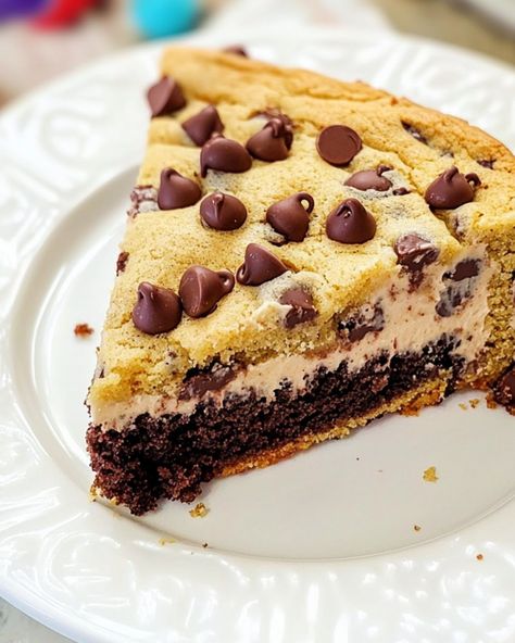 Chocolate Chip Cookie Cake - SavorySplash Layered Chocolate Chip Cookie Cake, Cake With Cookies On Top, Big Cookie Cake, Chocolate Chip Cookie Dough Cake Recipe, Layered Cookie Cake, Cookie Cake Recipes, Cookie Layer Cake, Cookie Birthday Cake, Chocolate Chip Cookie Cake Recipe