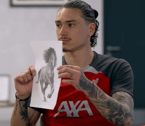 Darwin Nunez Funny, Darwin Nunez, Liverpool Wallpapers, Football Boyfriend, Really Long Hair, Football Funny, Boys Haircuts, Disney Fan Art, Liverpool Fc