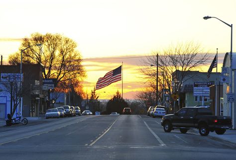 Main Street,  Kuna Idaho,  looking west at sunset Kuna Idaho, Main Street, Idaho, Places To Go, Maine, Things To Do, Country Roads, Road, Quick Saves