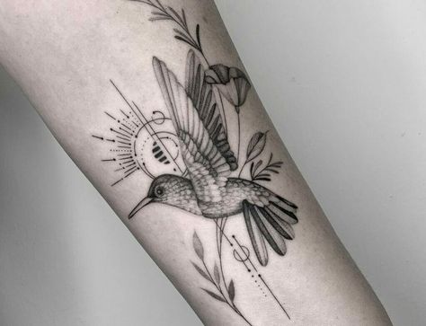 Geometric Hummingbird Tattoo, Hummingbird Tattoo Black, Mockingbird Tattoo, Hummingbird Flower Tattoos, Hummingbird Tattoos, Daisy Tattoo, Tattoo Shows, Hummingbird Tattoo, Bee Tattoo