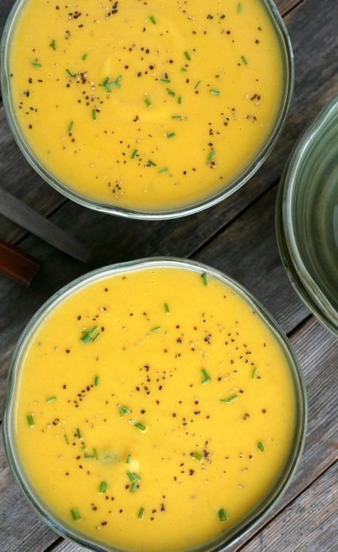 Carrot-Parsnip Ginger-Lime Soup via @cmpollak1 Carrot And Parsnip Soup, Carrot Parsnip, Lime Soup, Parsnip Recipes, Soup Maker Recipes, Parsnip Soup, Soup Maker, Vegan Soups, Soup And Sandwich