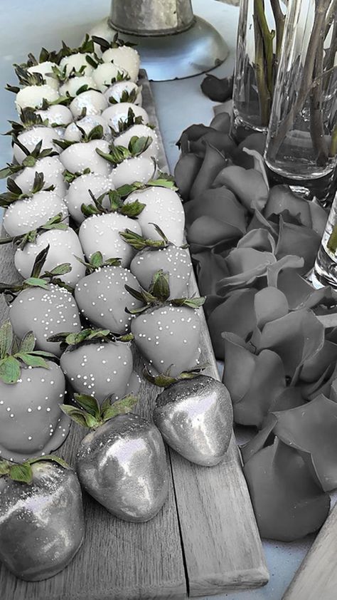 18th Birthday Silver Theme, Grey Birthday Aesthetic, Frost Yourself Party, Chrome Birthday Party, Silver Food Ideas, Silver Foods For Party, All White Party Food Ideas, Grey Foods For Color Party, Gray Birthday Theme