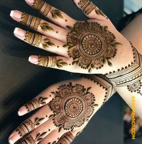 50 Gol Tikki Mehndi Design (Henna Design) - October 2019 Eid Mehndi Designs Tikki, Mehendi Gol Tikki Design, Gol Tikki Mehndi Design Simple, Gol Tiki Design Mehndi, Gol Tikki Mehndi Design For Back Hand, Gol Tikki Mehndi Design For Front Hand, Tikki Mehendi Designs, Mahendi Designs Simple, Tikki Design