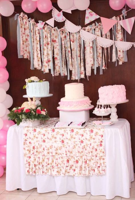 Shabby Chic Birthday Party Ideas, Shabby Chic Birthday Party, Shabby Chic Salon, Birthday Bunny, Chic Birthday Party, Shabby Chic Birthday, Shabby Chic Party, Shabby Chic Nursery, Shabby Chic Baby