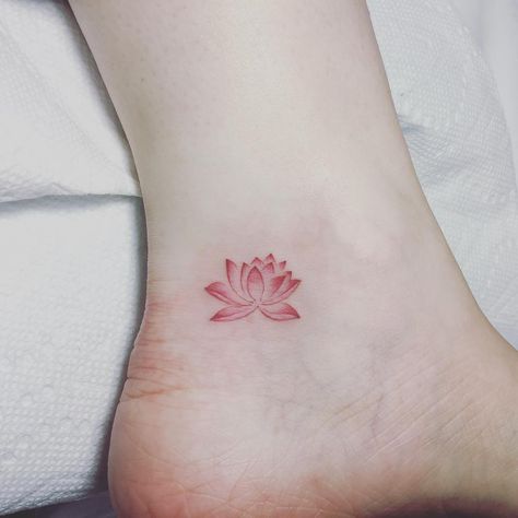 #lotustattoo #ankletattoo #jingstattoo #ink #inked #nytattooartist #detailedtattoowork #femaletattooartist #tatted Red Lotus Tattoo, Simple Lotus Flower Tattoo, Lotusblume Tattoo, Small Lotus Tattoo, Water Lily Tattoos, Lotus Tattoo Design, Flower Wrist Tattoos, Red Ink Tattoos, Lily Tattoo