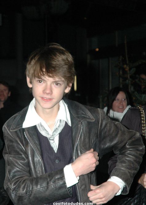 Thomas Brodie Sangster Imagines, Kids Awards, Maze Runner Thomas, Maze Runner Cast, Maze Runner Movie, Dylan Thomas, Thomas Sangster, Animatronic Fnaf, Brodie Sangster