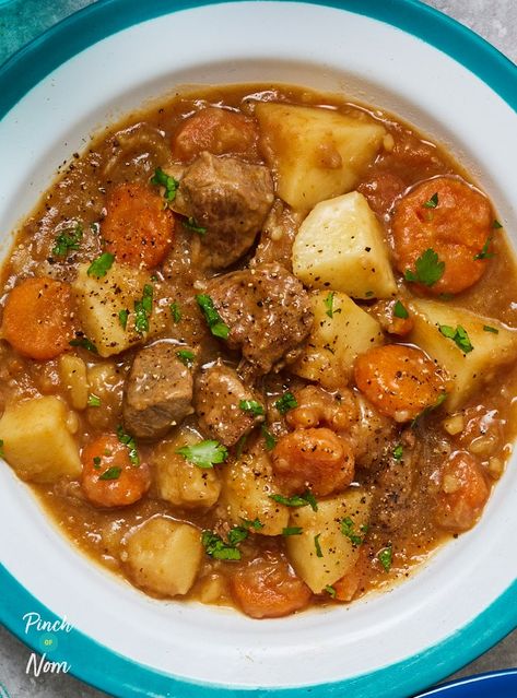 Lamb Scouse - Pinch Of Nom Scouse Recipe, Dinner For A Cold, Lamb Casserole, Super Bowl Food Healthy, Recipe Web, Pinch Of Nom, Low Calorie Cooking, Clam Recipes, Comfort Food Recipes