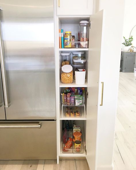 In-kitchen pantry organization by @simplyseasideorganizing #kitchen #kitchenpantry #pantry #foodstorage #kitchenorganization Tall Pantry Cabinet Organization, Small Narrow Pantry, Narrow Pantry Organization, Narrow Pantry Cabinet, Konmari Kitchen, Narrow Pantry, Spice Rack Organization, Kitchen Pantry Organization, Tall Pantry Cabinet