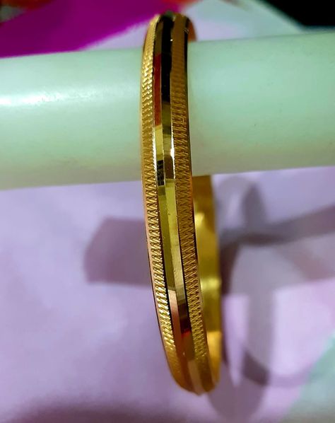 Punjabi Kada Designs Gold For Men, Kadiyam For Men Gold Latest, Pusthela Thadu, Gold Kada For Men, Punjabi Kada, Kada Design, Gents Kada, Baby Bracelet Gold, Gold Kangan