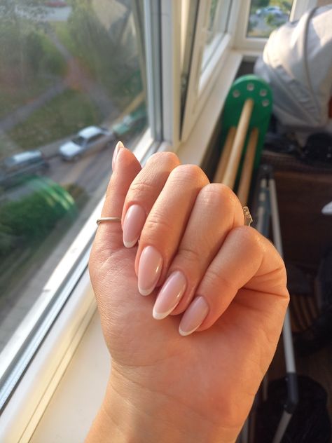 Short French Almond Nails, Almond Frenchies, French Nails Manicure, French Tip Almond, Milky Pink, Milky Nails, Short Almond, Nails Wedding, Nails Manicure