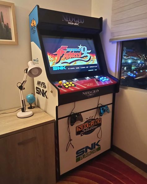 Arcade Bartop, Arcade Diy, Diy Arcade Cabinet, Diy Arcade, Retro Arcade Machine, Twitch Streaming Setup, Painted Clothes Diy, Arcade Game Room, Raspberry Pi Projects