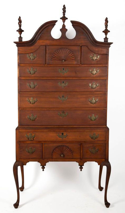 High Chest Of Drawers, Queen Anne Furniture, Chippendale Furniture, Fine Antique Furniture, Primitive Living, Primitive Living Room, Colonial Furniture, Log Cabin Decor, Queen Anne Style