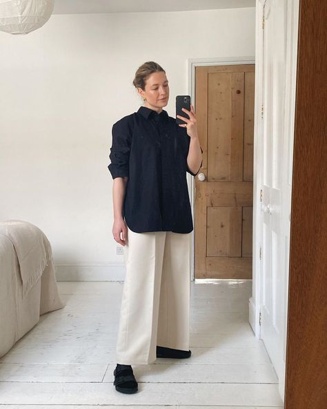 Alexis Foreman Style, Plus Size Minimalist Outfits, Alexis Foreman, Minimal Style Outfits, Cute Office Outfits, Smart Casual Work Outfit, Polished Casual, Combination Fashion, Smart Casual Style