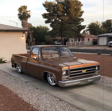 Chevrolet Trucks C10, 1985 Chevy C10 Lifted, 1967 Chevy C10 Stepside, Chevrolet C10, Chevy C10 73-87, C10 Chevy Truck 73-87, K10 Chevy 4x4 1979, C10 Chevy Truck 73-87 Lowered, Chevy Classic