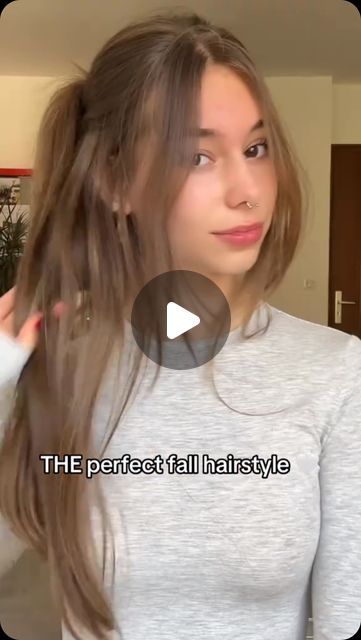 Robine on Instagram: "Save for inspo 🫶🏻🍂  Fall hair tutorial, school hair tutorial, fall hair inspo, fall hair inspiration, hair tutorial  #fallhairinspo #fallhair #halfuphalfdown #hairtutorial #hairstyle #hairinspo #hairtutorial #hairideas #schoolhairstyles #fallhairstyles #reels #hairreels" Easy Hairstyles Pictures, Cute Winter Hairstyles For School, Cute Hairstyles For School Medium Hair, Cute Hairstyle Ideas For School, Easy Half Up Half Down Hair Tutorial, Hairstyles Easy Quick Lazy Hair, Quick Easy Cute Hairstyles For School, Hairstyles For Medium Wavy Hair, Cute Hairstyles For Long Hair For School