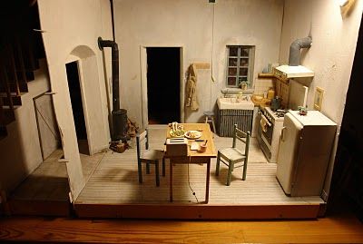 Another view of kitchen set, by Adrien Deggan Animation Set Design, Stop Motion Props, Claymation Set Design, Miniature Set Design, Stop Motion Ideas, Stop Motion Photography, Clay Animation, Animation Stop Motion, Motion Photography