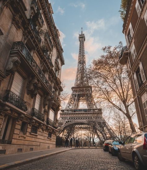 rue de l'Université in Paris - most Instagrammable places in Paris Paris Travel Tips, Passport Travel, Life Abroad, Paris Travel Guide, Photography Beach, Instagrammable Places, Paris Travel, Wanderlust Travel, France Travel