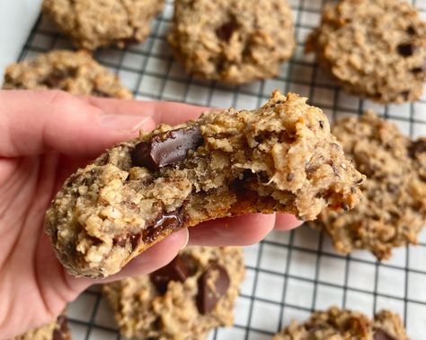 Hite Nutrition- Chunky Monkey Breakfast Cookies Chunky Monkey Cookies, Monkey Cookies, Low Glycemic Foods, Healthier Desserts, Chunky Monkey, Healthy Sweets Recipes, Store Ideas, Breakfast Cookies, Eat Smart