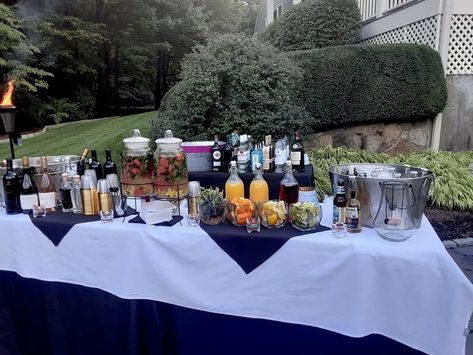 Graduation Party Drinks, Beverage Station Party, Mobile Bartending, Mobile Bars, 60th Bday, Alcohol Bar, Serving Bar, Birthday Drinks, Backyard Bar