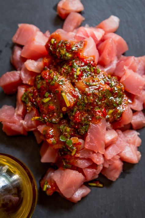 Sweet Chermoula Tuna Tartare with Cucumber Noodles — My Moroccan Food Friday Meals, Fish Ceviche, Tartare Recipe, Tuna Ceviche, Tuna Tartar, Cucumber Noodles, Tuna Tartare, Tuna Sashimi, Catering Ideas