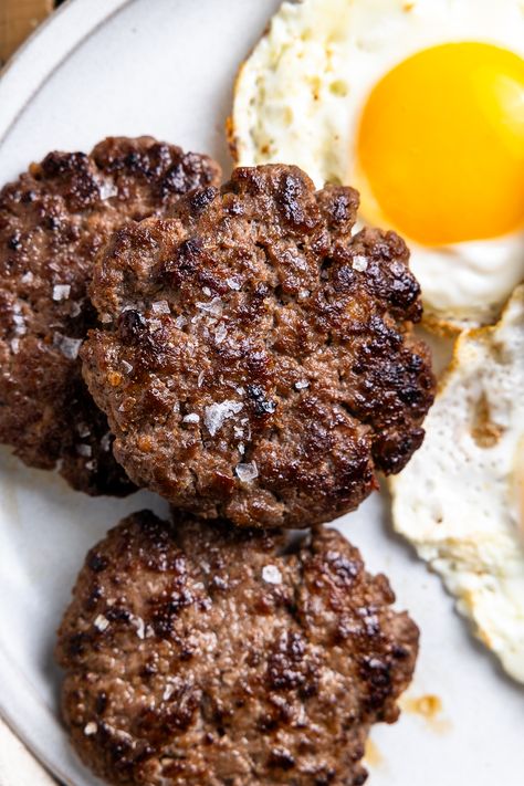 Maple Sage Venison Breakfast Sausage - Modern Farmhouse Eats Venison Breakfast Sausage Seasoning, Sage Breakfast Sausage Recipes, Venison Breakfast Recipes, Ground Venison Sausage Recipes, Gluten Free Venison Recipes, Venison Bratwurst Recipes, Breakfast Meat Recipes, Venison Meal Ideas, Bear Sausage Recipes