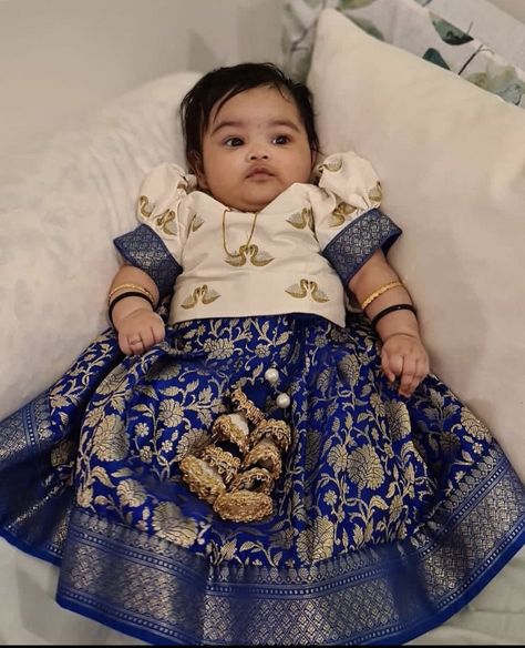 Pattu Lehenga For Newborn, Pattu Langa For Baby Girl, Baby Girl Traditional Dress Indian, Traditional Frocks For Baby Girl, Baby Pattu Frocks Designs, Baby Langa Blouse Designs, Newborn Pattu Langa, Baby Girl Langa Blouse Designs, Baby Pattu Langa Designs