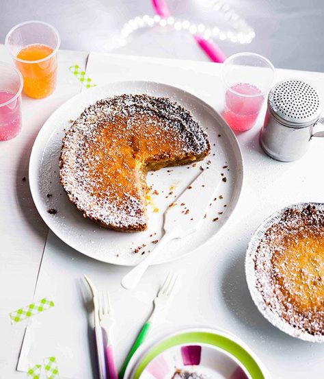 Australian Gourmet Traveller recipe for Crack Pie by Christina Tosi from Momofuku Milk Bar in New York. Christina Tosi, Momofuku Milk Bar, Chefs Recipes, Cereal Milk, Cooking Chicken, Kitchen Skills, Sweet Pies, Cream Pies, Famous Recipe