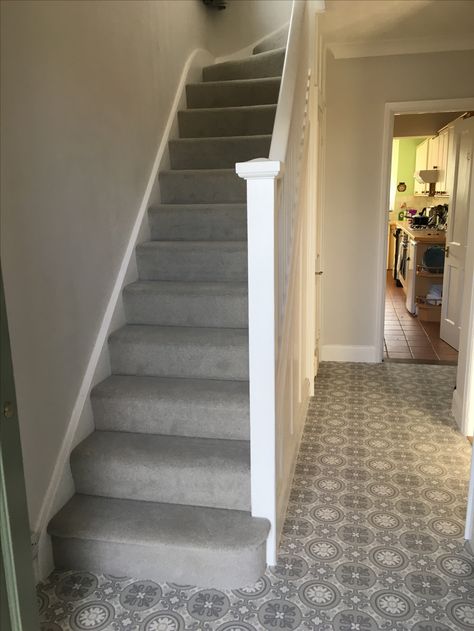 1930s house. Hallway with grey patterned Lino (ultragrip buzz Lisbon 900L) and light grey carpet on stairs. Grey Hallway Ideas Stairways, Light Grey Carpet, Grey Hallway Ideas, Flooring On Stairs, Grey Carpet Hallway, Lino Flooring, 1930s Home, Light Gray Carpet, Grey Hallway