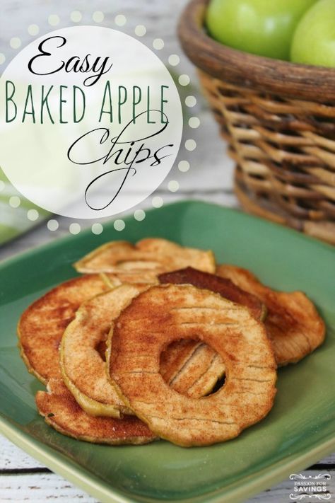 Baked Apple Chips, Dried Apple Chips, Apple Chips Recipe, Easy Baked Apples, Apple Chips Baked, Fall Apple Recipes, Apple Recipes Easy, Apple Chips, Healthy Snack Options