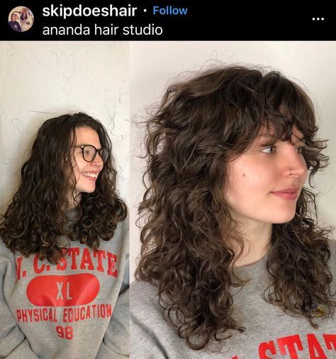 Curly Shag Haircut, Natural Curly Hair Cuts, Geena Davis, Curly Hair Photos, Short Curls, Haircuts For Wavy Hair, Haircuts For Curly Hair, Curly Hair Inspiration, Curly Hair Tips